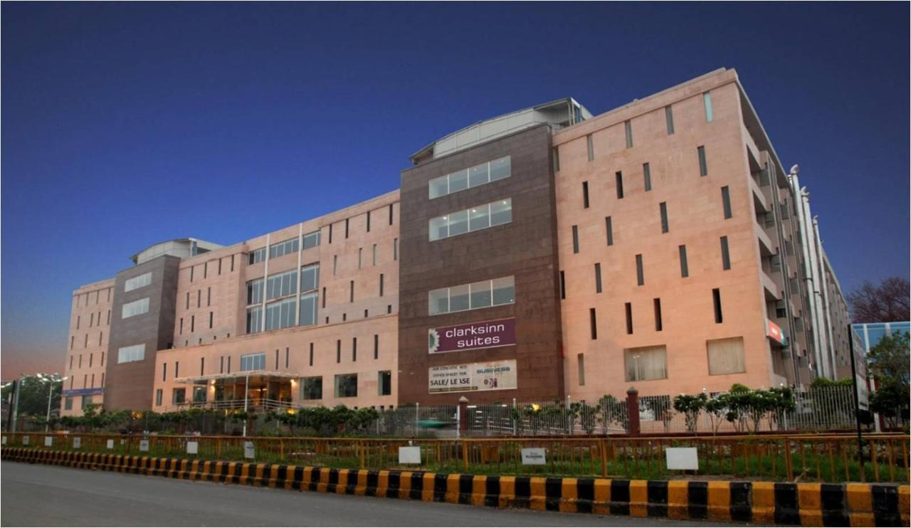 Sk Klyde Grand Delhi Ncr Hotell Exteriör bild